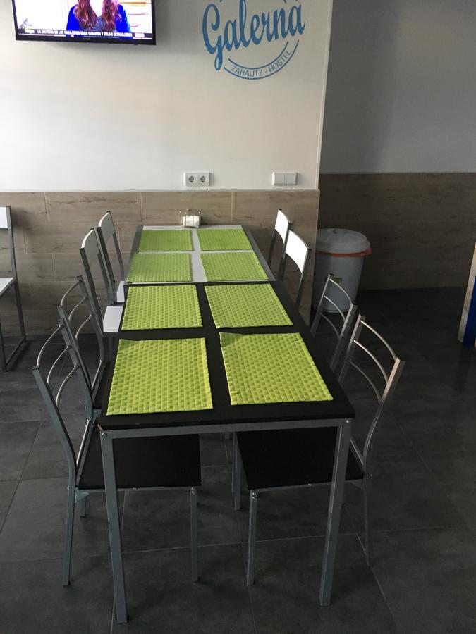 Galerna Zarautz Hostel Buitenkant foto